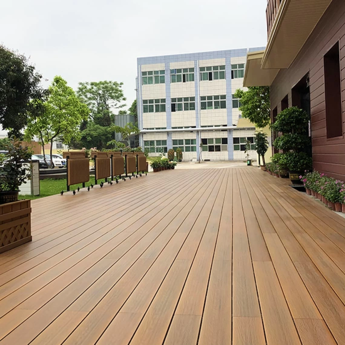 Tercel 140*23mm Eco-Friendly Anti-UV Co-extruded Wood Plastic Composite Decking Terrace Decking Floor